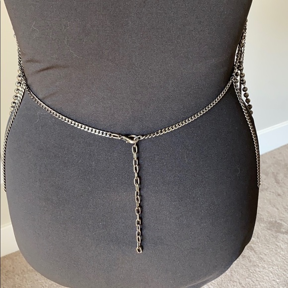 Detailed Body Chain - Picture 8 of 8